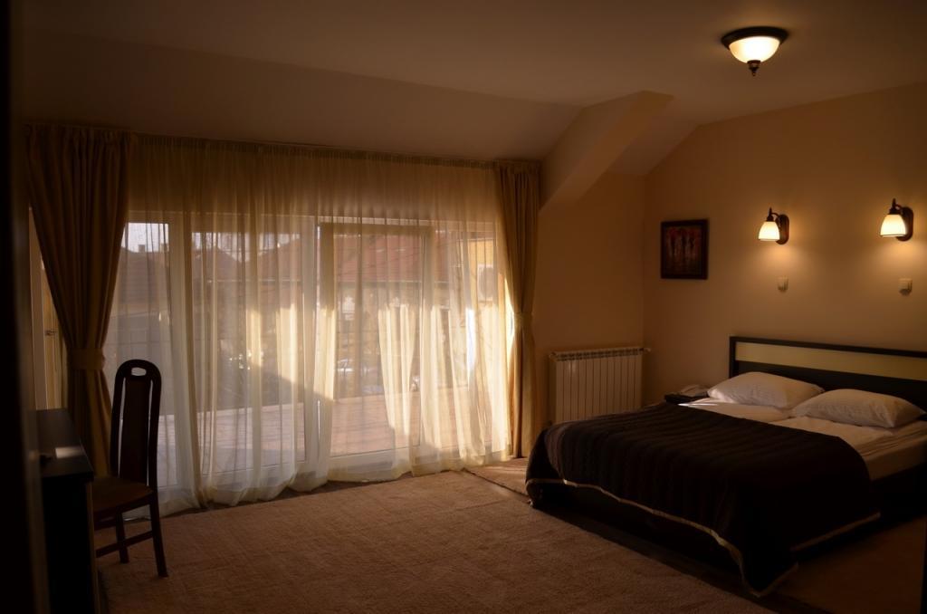 Vila Gardenia Hotel Oradea Eksteriør billede