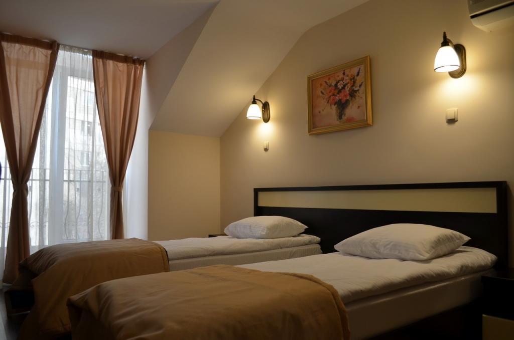 Vila Gardenia Hotel Oradea Eksteriør billede